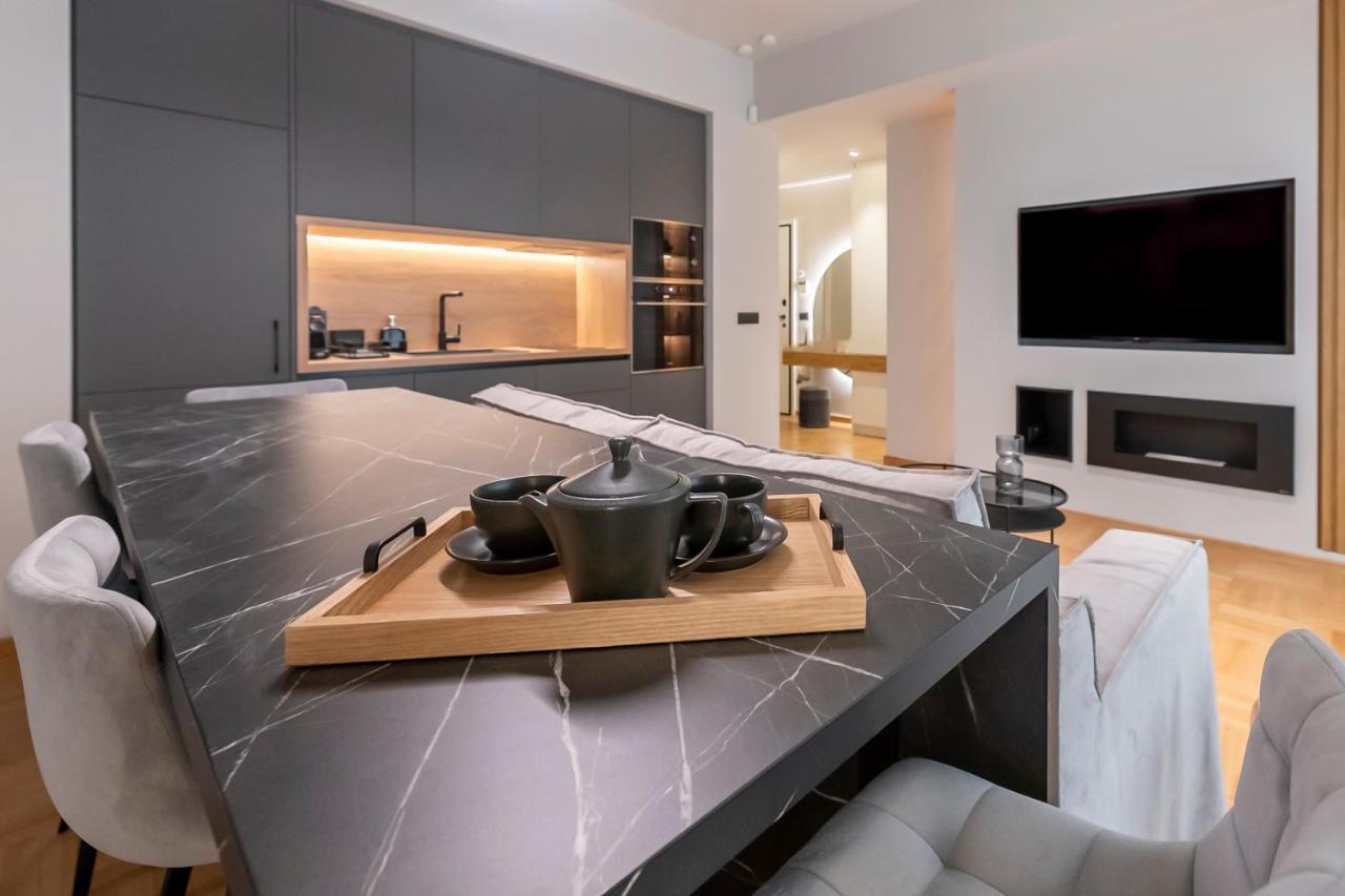 Phaedrus Living Luxury Flat Kolonaki Center Apartment Athena Bagian luar foto
